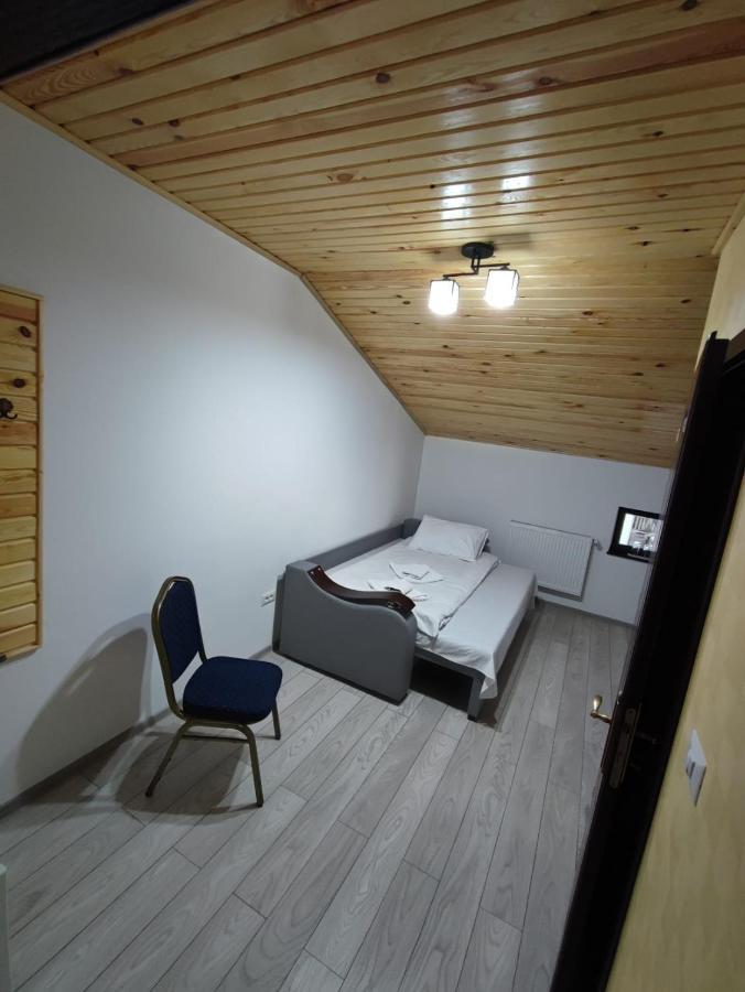 Enigma Bucovinei Hotel Vicovu de Jos Room photo